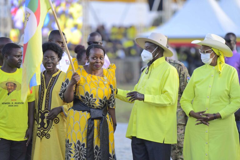 MUSEVENI PLEDGES  TO UPGRADE NAMUTUMBA DISTRICT ROADS