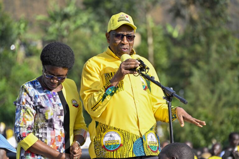 MUSEVENI VOWS TO ENHANCE INFRASTRUCTURE AND HOUSE HOLD WEALTH IN RUBANDA