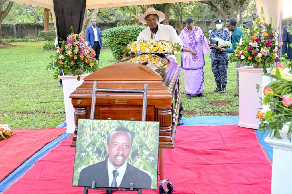 MUSEVENI,FIRST LADY JANET PAY TRIBUTE TO LATE MATHEW RICHARD RUBAHAMA KAZOORA