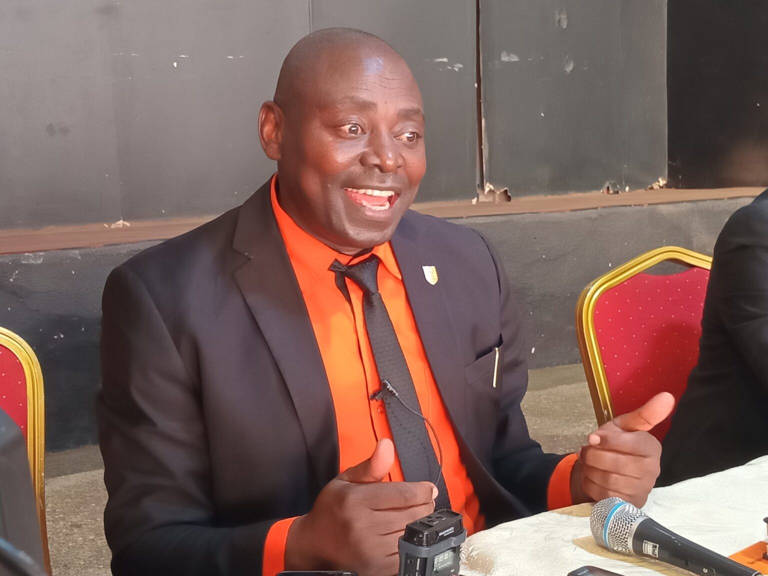 TEACHERS ANNOUNCE COUNTRY WIDE STRIKE