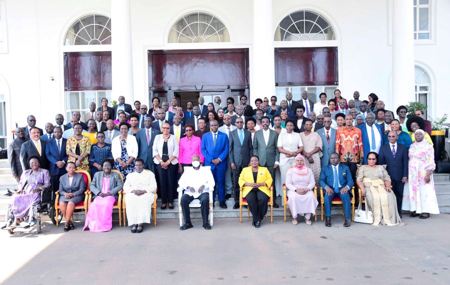 MUSEVENI MEETS CABINET TO FIX NO MORE SLEEP MANIFESTO
