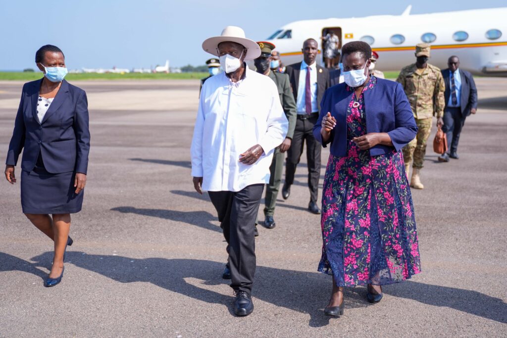 PRESIDENT MUSEVENI,SAMIA SUHULU SIGN MOU TO DEEPEN COOPERATION