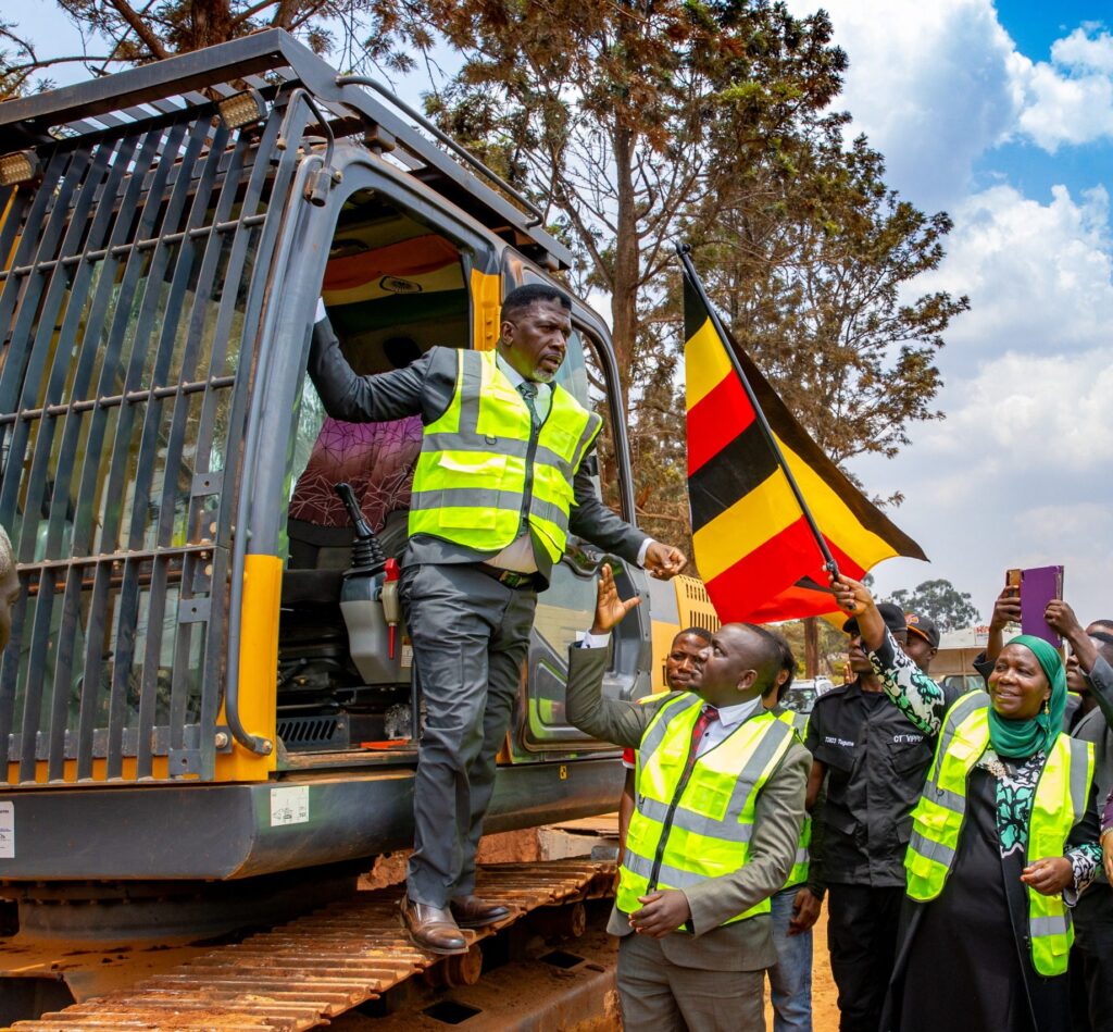 KCCA SINKS 19 BILLION IN KINAWATAKA ROAD CONSTRUCTION